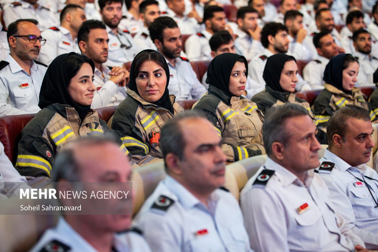 عکس/مراسم گرامیداشت روز آتش نشان