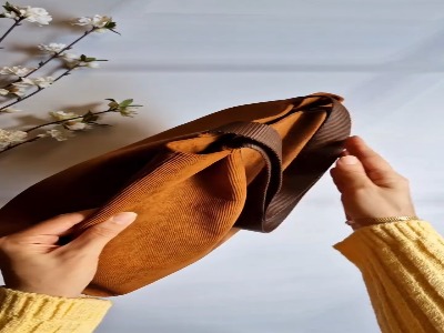 کیف پارچهای دست دوز بساز