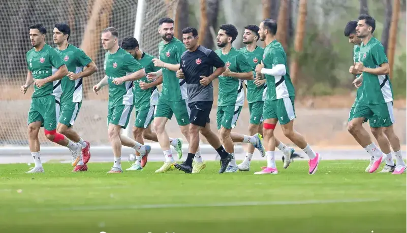 پرسپولیس و رونمایی از یک لباس جذاب