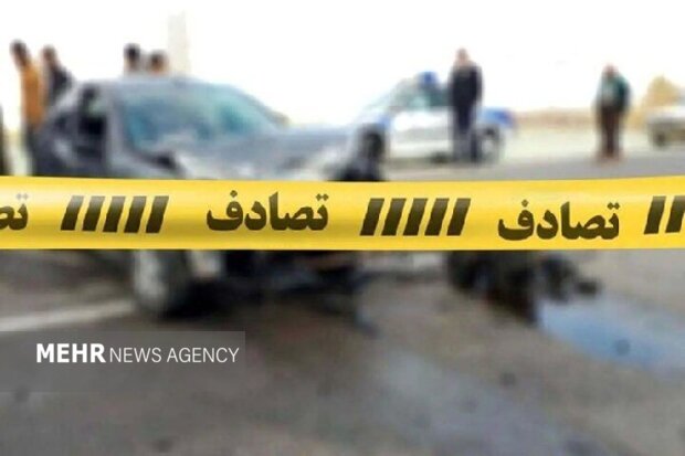 واژگونی مینی‌بوس در محور بندر لنگه ۱۲ مصدوم بر جای گذاشت