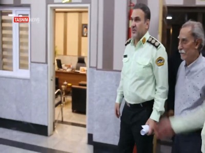موبایل سیاوش طهمورث به وی بازگردانده شد