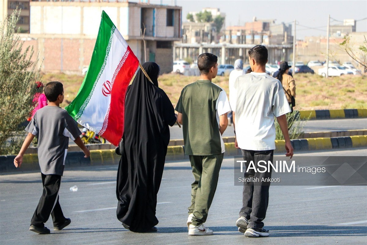 همایش پیاده‌روی خانوادگی در کرمان