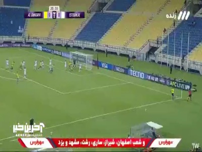 ضربه سر سیدو سانو خطرناک از کنار دروازه استقلال به بیرون رفت