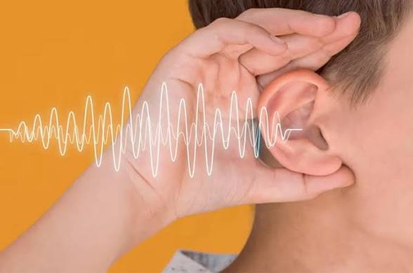 چرا گاهی صدای سوت داخل گوش میپیچد؟