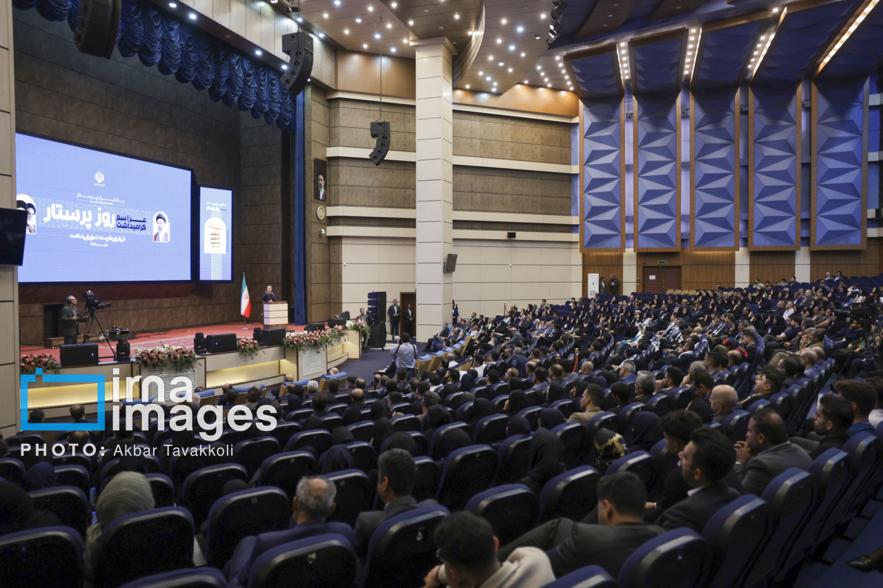 عکس/مراسم گرامیداشت روز پرستار با حضور رئیس جمهور