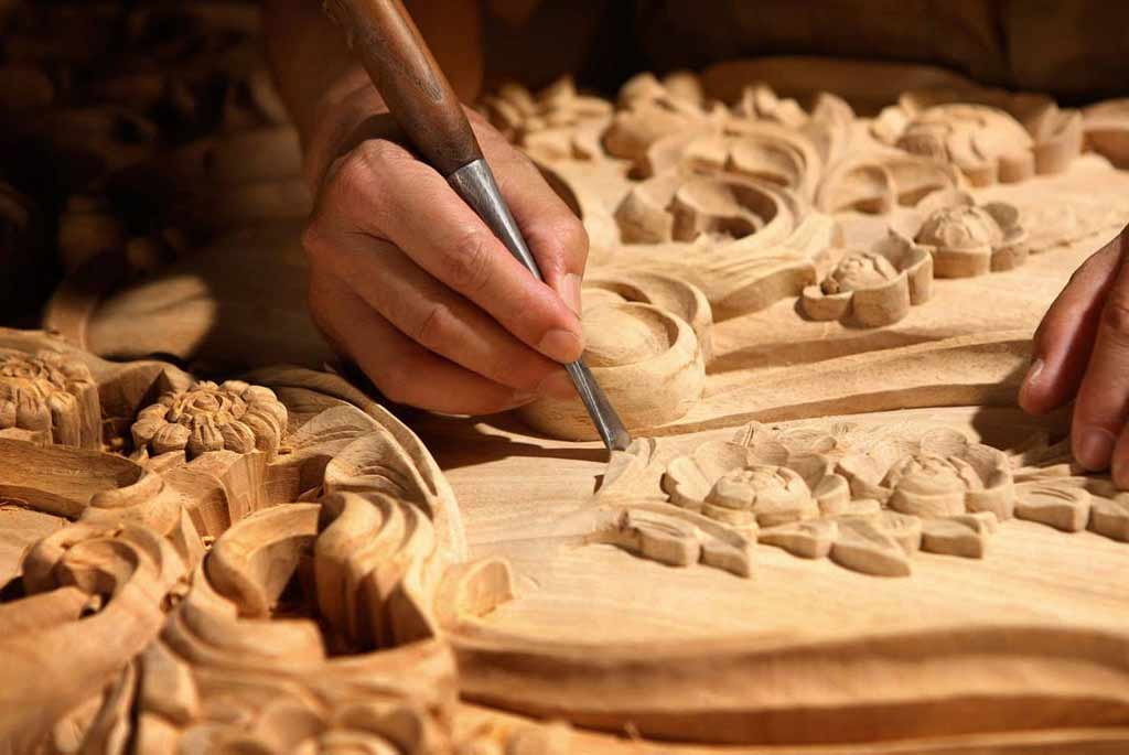 وقتی چاقو روی چوب هنرنمایی میکند