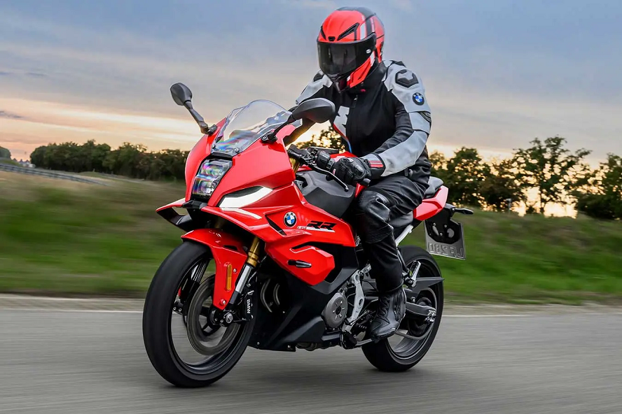 معرفی بی‌ام‌و F 450 RR، موتورسیکلت اقتصادی جدید برای علاقه‌مندان به سرعت