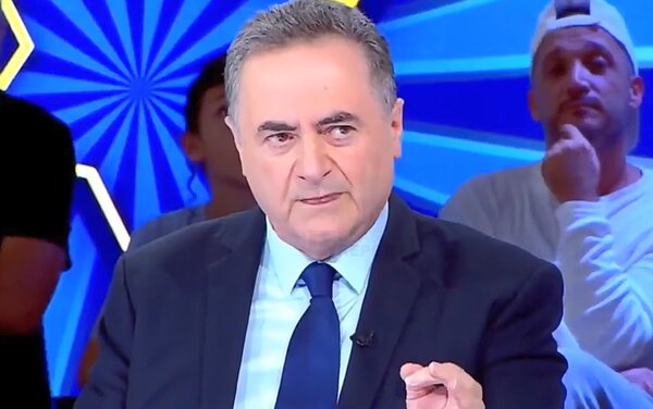 گنده گویی وزیر جنگ اسرائیل: میخواهیم ایران به ۴۰ سال قبل و عصر تاریکی برگردد