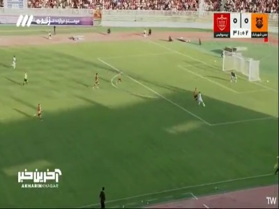 موقعیت عالی گلزنی برای پرسپولیس که محبی به این شکل از دست داد