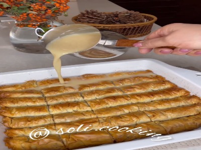 باقلوا شیر عسلی با بافتی لطیف