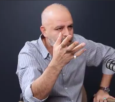 قیس قریشی: اگر من بودم، چوب در آستین امارات میکردم که تا ۵ هزار سال دیگر یادش باشد گستاخی با ایران نکند
