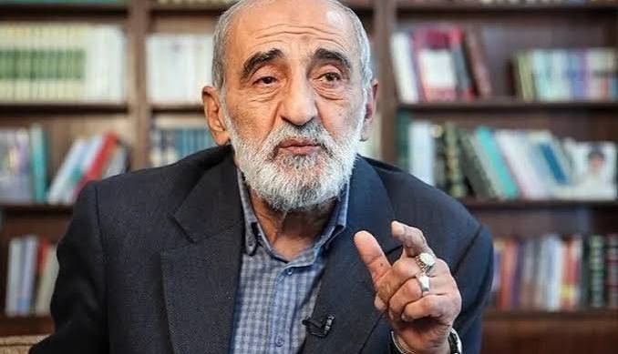 مدیرمسئول کیهان: این ۷ از آن ۴۷ بزرگ‌تر است
