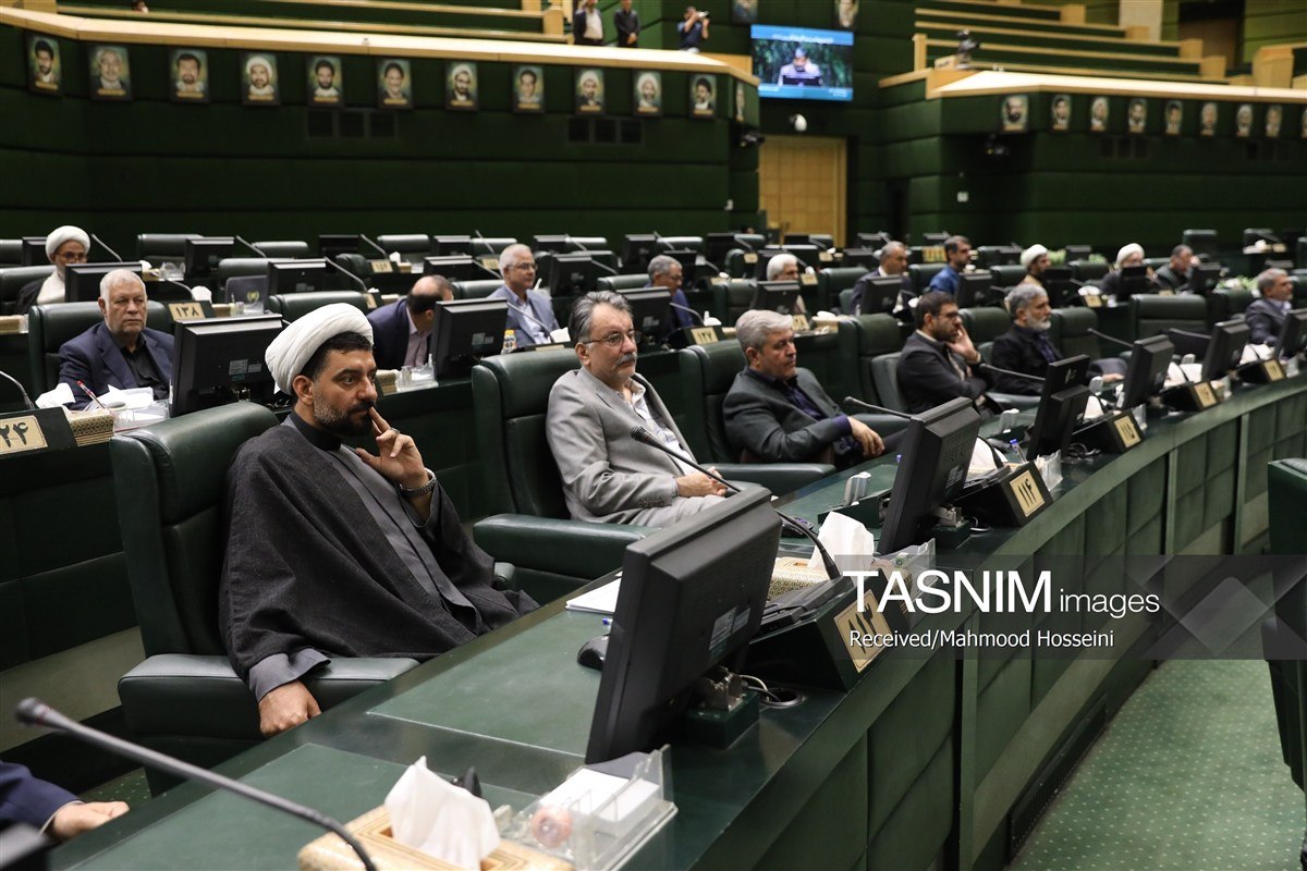عکس/نشست علنی یکشنبه ۳ آبانماه مجلس