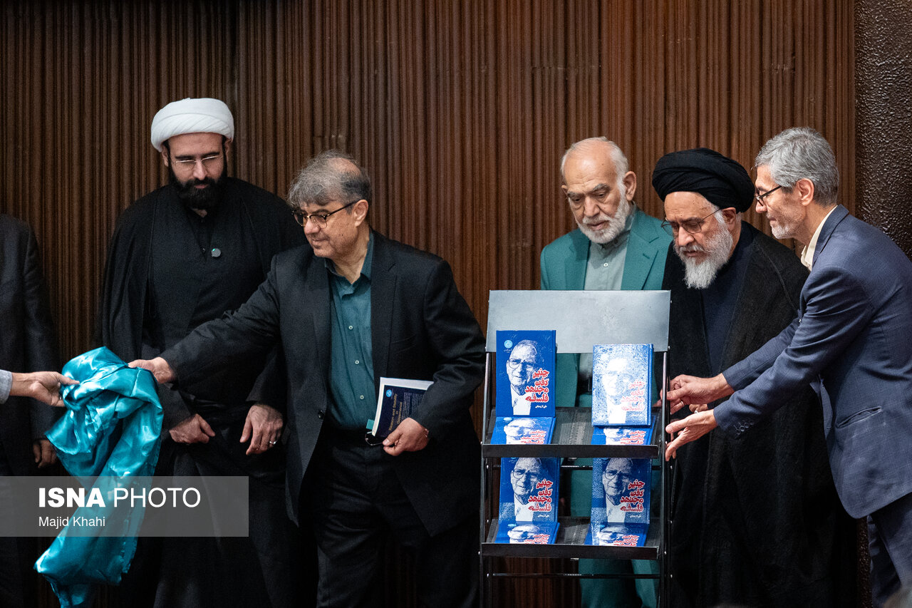 عکس/مراسم یادبود شهید لاریجانی در دانشگاه تهران