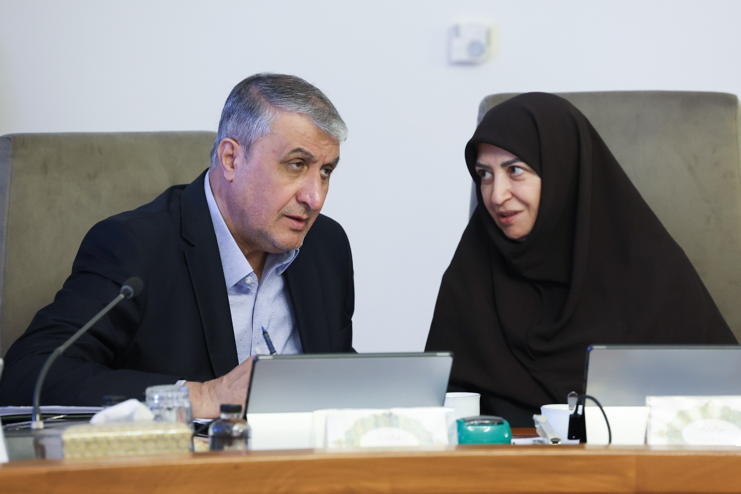 عکس/تصاویری از جلسه هیئت دولت با حضور رئیسجمهور