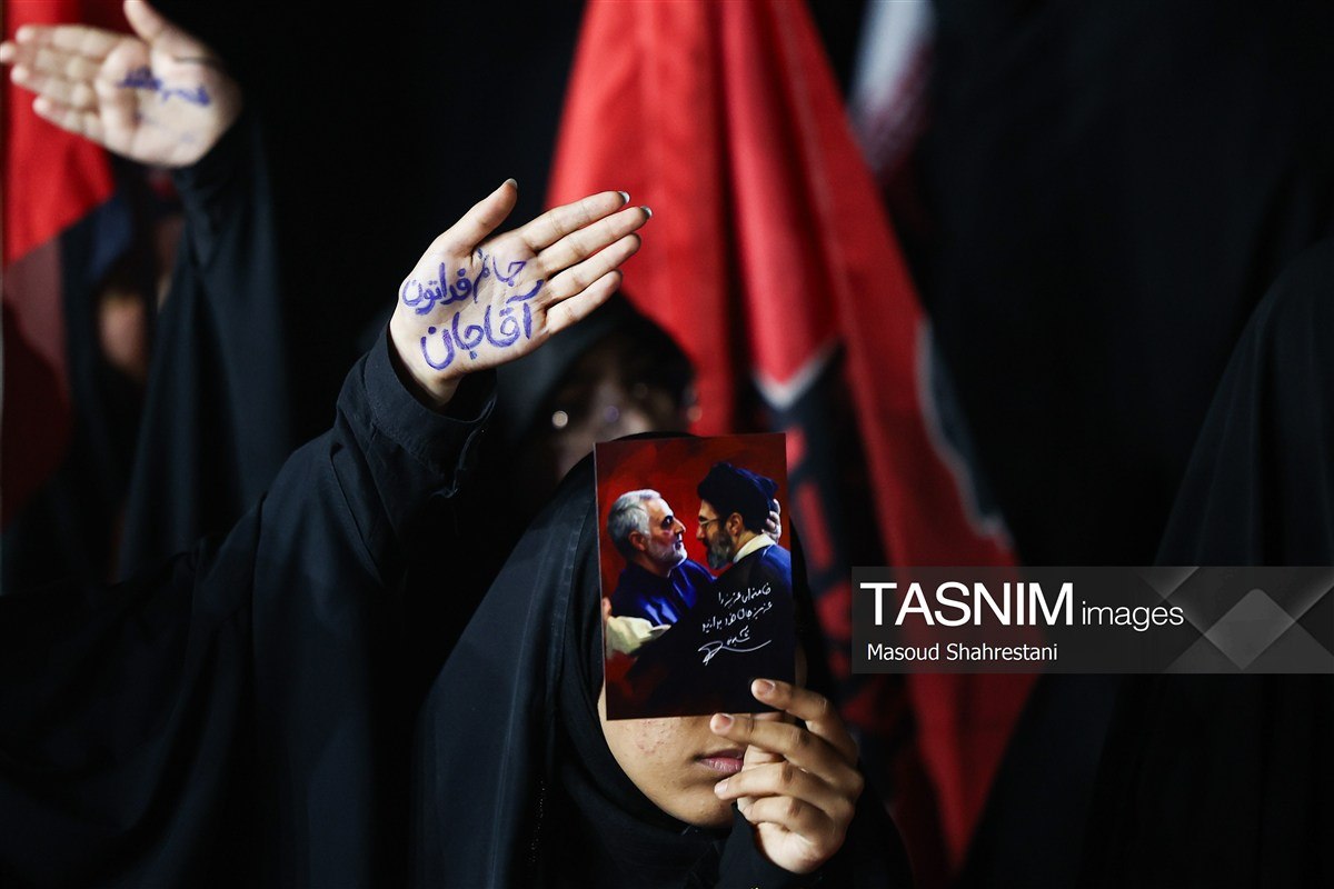 عکس/اجتماع دانشجویان همعهد در دانشگاه تهران