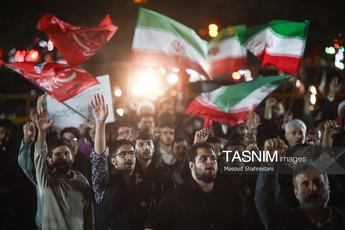 عکس/اجتماع دانشجویان همعهد در دانشگاه تهران